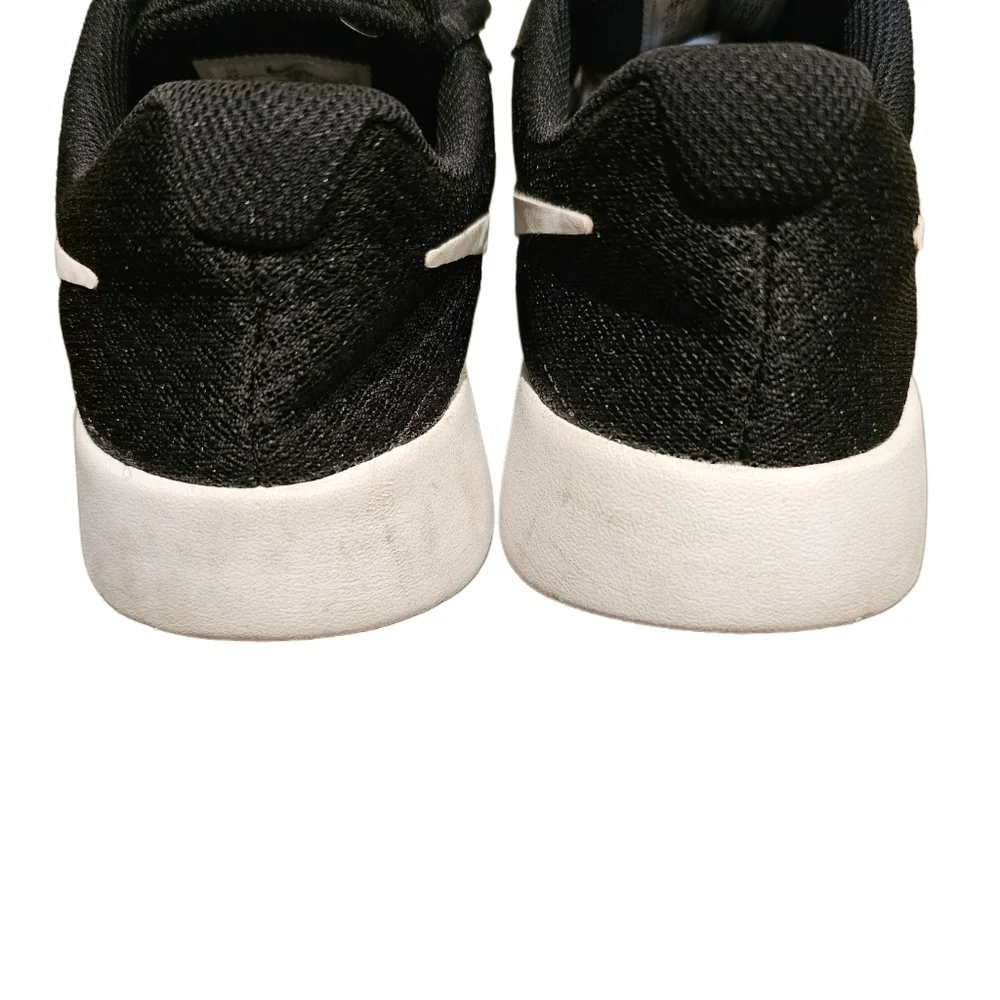 Nike Tanjun sneakers‎ casual shoes boys shoes size 4 Youth - Picture 4 of 8